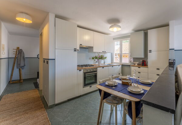 Emma House, Terrace and Sea View, Moneglia: Autunno, Cucina, Estate, Primavera, Sala da pranzo