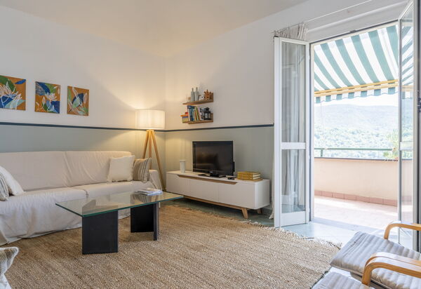 Emma House, Terrace and Sea View, Moneglia: Autunno, Estate, Primavera, Soggiorno