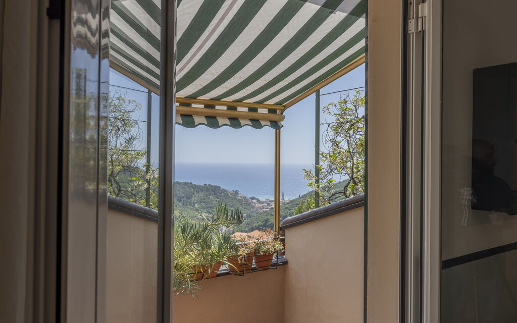 Emma House, Terrace and Sea View, Moneglia: Autunno, Balcone / Terrazza / Patio, Inverno, Primavera