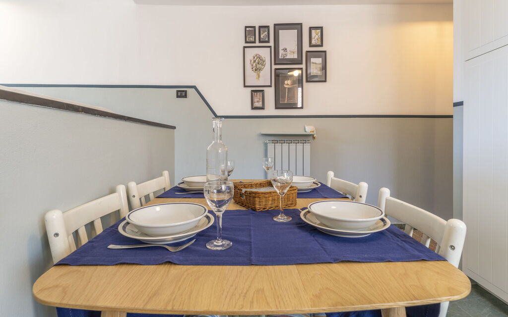 Emma House, Terrace and Sea View, Moneglia: Autunno, Estate, Primavera, Sala da pranzo