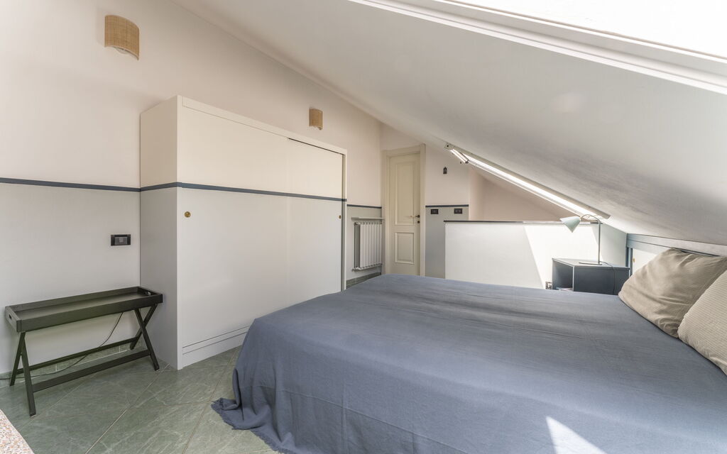 Emma House, Terrace and Sea View, Moneglia: Autunno, Camera da letto, Estate, Primavera