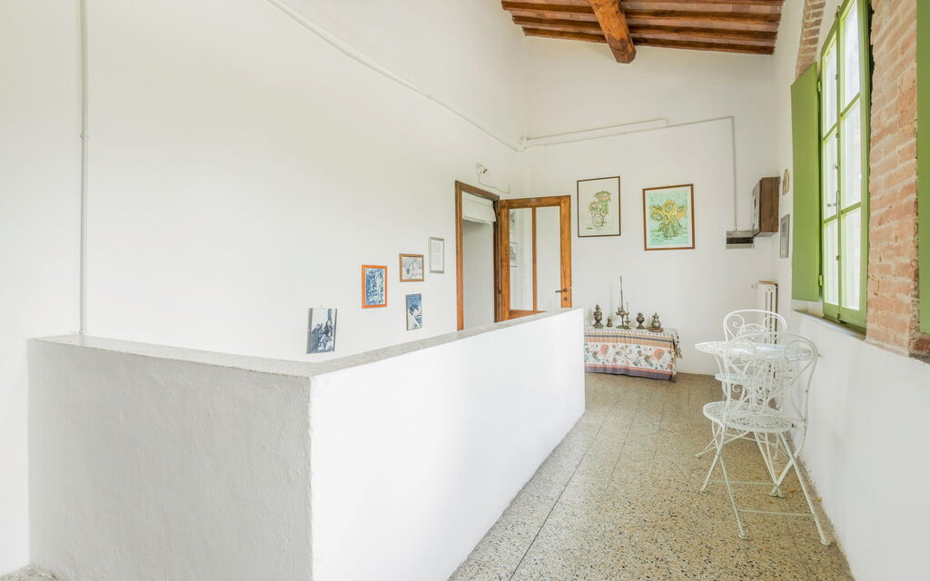 Il Palazzetto Francigena, Monteriggioni: Autumn, Room Detail, Spring, Summer