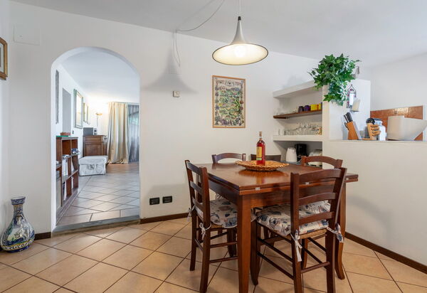 Chianti Hills Apartment, Pool, Ac: Autumn, Dining Room, Spring, Summer