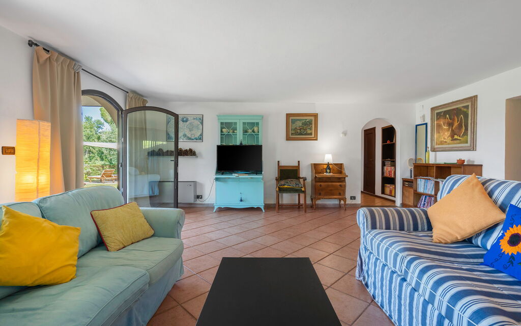 Chianti Hills Apartment, Pool, Ac: Autumn, Living Room, Spring, Summer