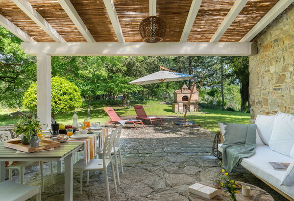 A Casa Dell'ida: Building Exterior, Garden, Outdoor, Summer