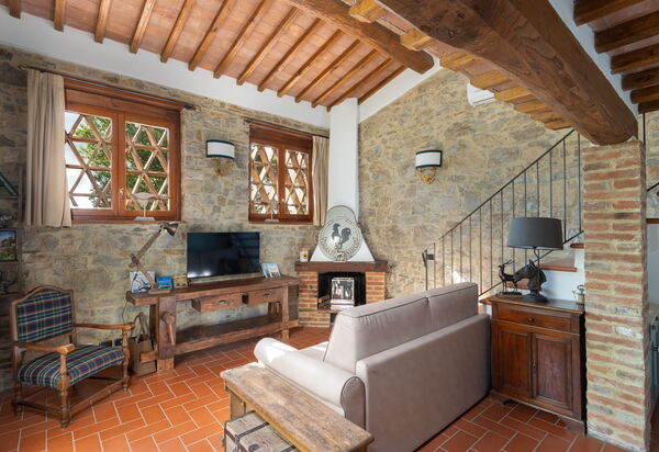 A Casa Dell'ida: Living Room, Summer