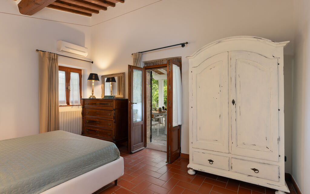 A Casa Dell'ida: Camera da letto, Estate, Giardino