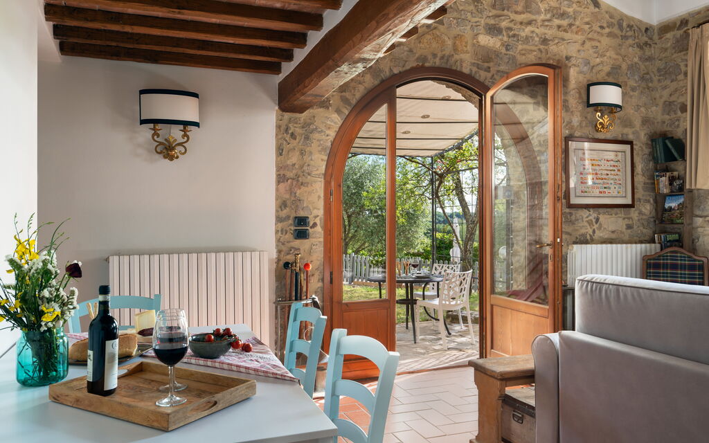 A Casa Dell'ida: Entrata Principale, Estate, Sala da pranzo, Soggiorno