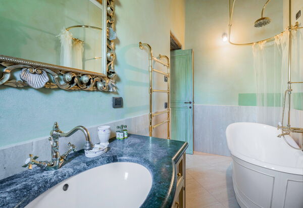 Villa Meraviglia With Pool And Ac: Autunno, Bagno, Estate, Primavera