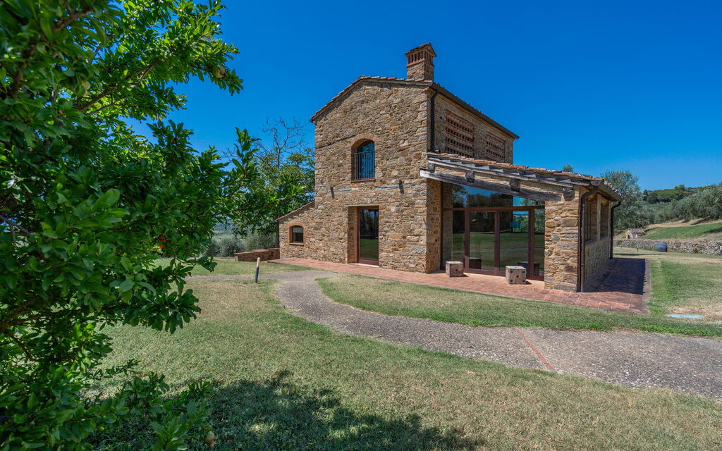 Villa Meraviglia With Pool And Ac: Autumn, Garden, Spring, Summer