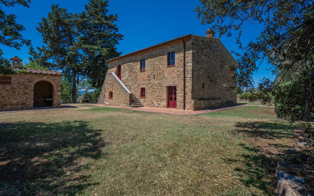 Villa Meraviglia With Pool And Ac: Autumn, Garden, Spring, Summer