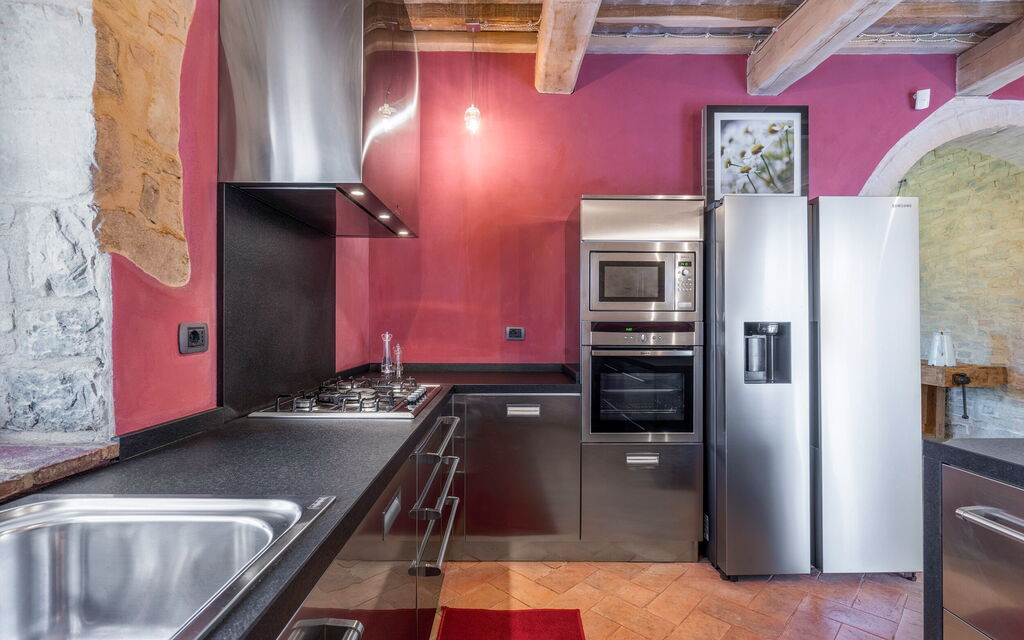 Villa Meraviglia With Pool And Ac: Autumn, Kitchen, Spring, Summer