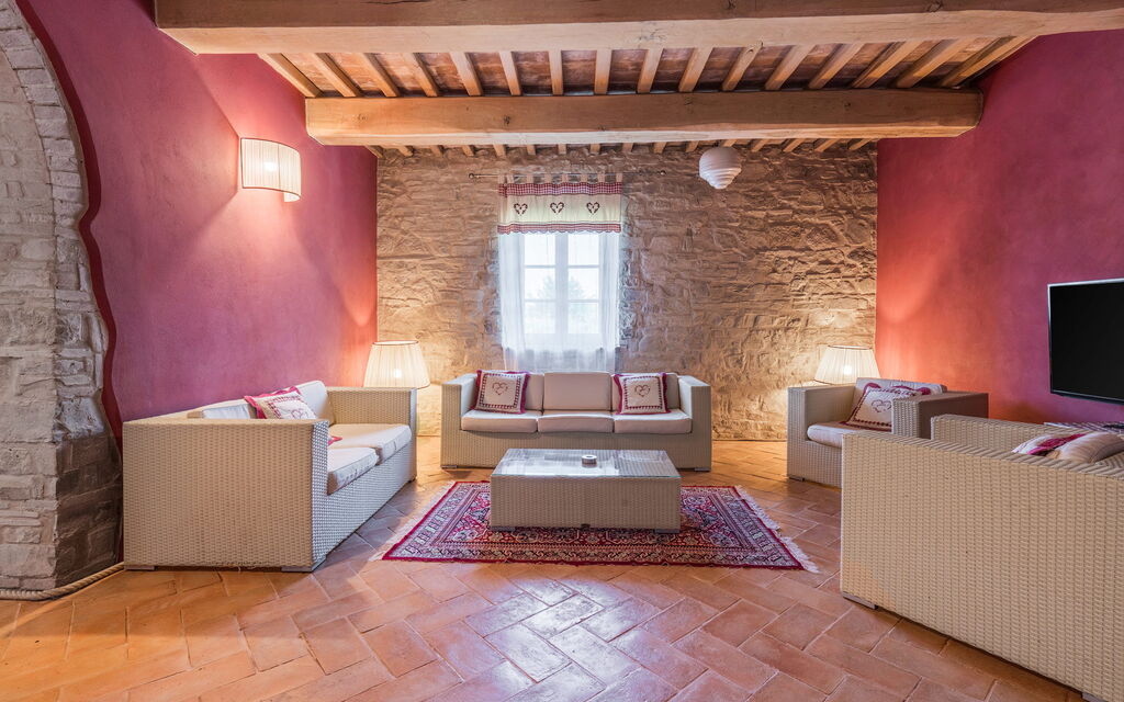 Villa Meraviglia With Pool And Ac: Autumn, Living Room, Spring, Summer