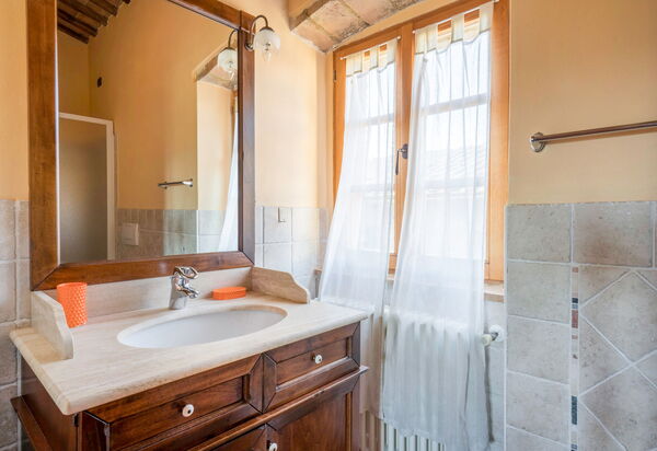 Le Fonti Apartments With Ac Near Siena: Autumn, Spring, Summer