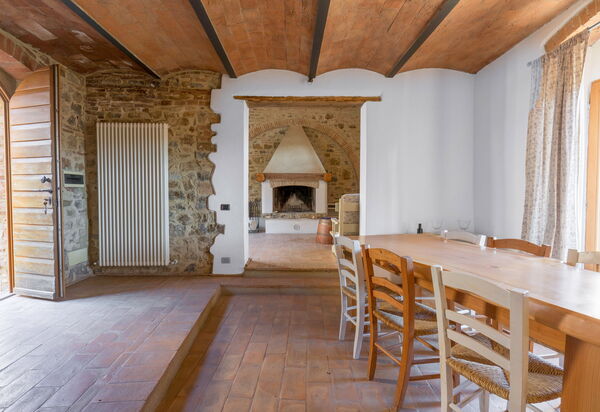 Le Fonti Apartments With Ac Near Siena: Autumn, Living Room, Spring, Summer