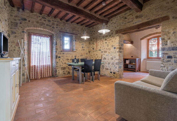 Le Fonti Apartments With Ac Near Siena: Autumn, Living Room, Spring, Summer