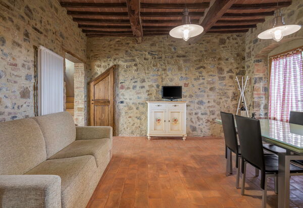 Le Fonti Apartments With Ac Near Siena: Autumn, Living Room, Spring, Summer