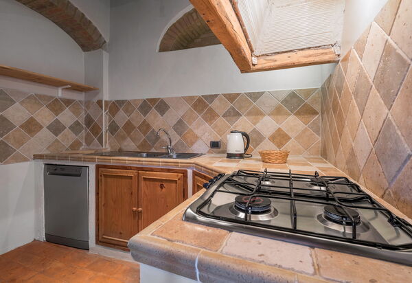 Le Fonti Apartments With Ac Near Siena: Autumn, Kitchen, Spring, Summer