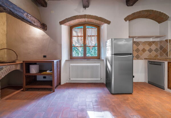 Le Fonti Apartments With Ac Near Siena: Autumn, Kitchen, Spring, Summer