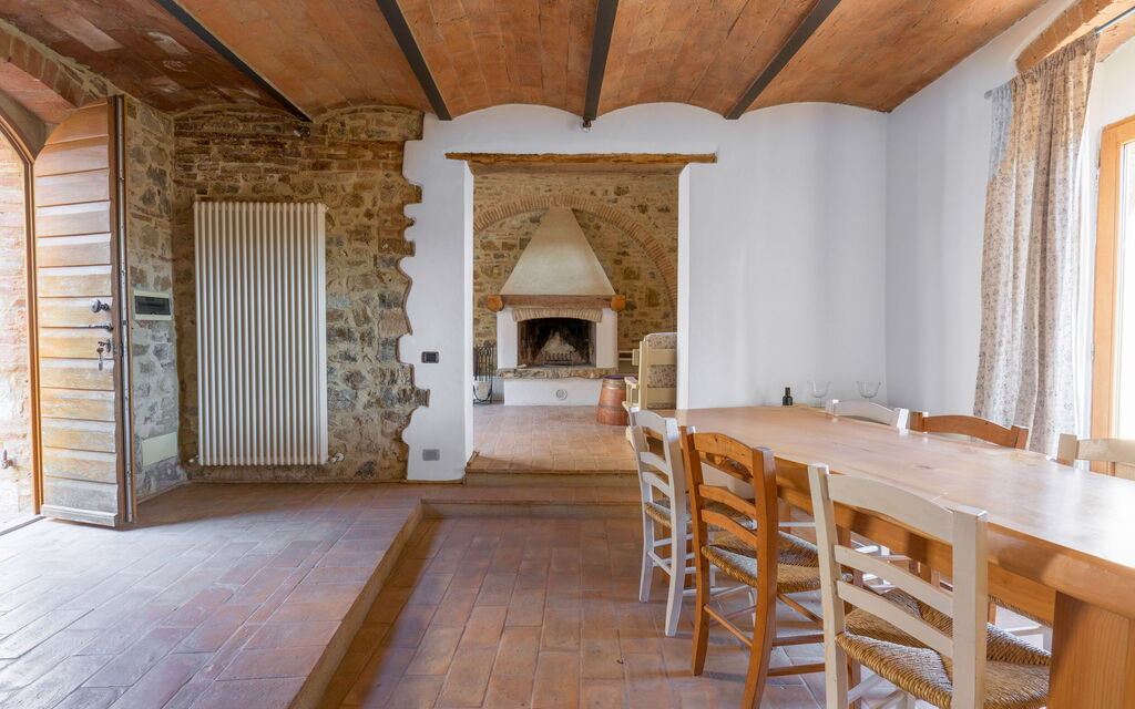 Le Fonti Apartments With Ac Near Siena - : Autumn, Living Room, Spring, Summer