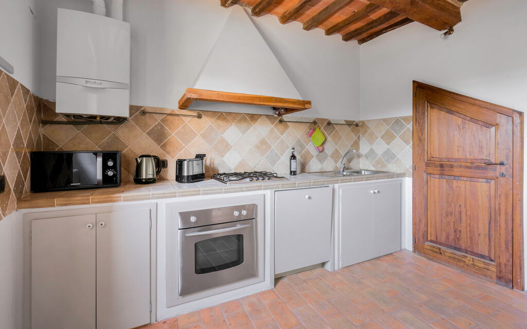 Le Fonti Apartments With Ac Near Siena - : Autumn, Dining Room, Spring, Summer