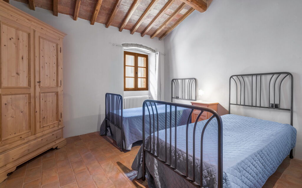 Le Fonti Apartments With Ac Near Siena - : Autumn, Bedroom, Spring, Summer