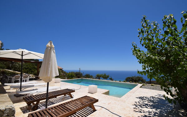 Villa Roccella Ionica, Sea View, a c: Autunno, Estate, Piscina, Primavera