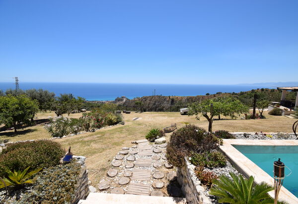 Villa Roccella Ionica, Sea View, a c: Autunno, Estate, Piscina, Primavera