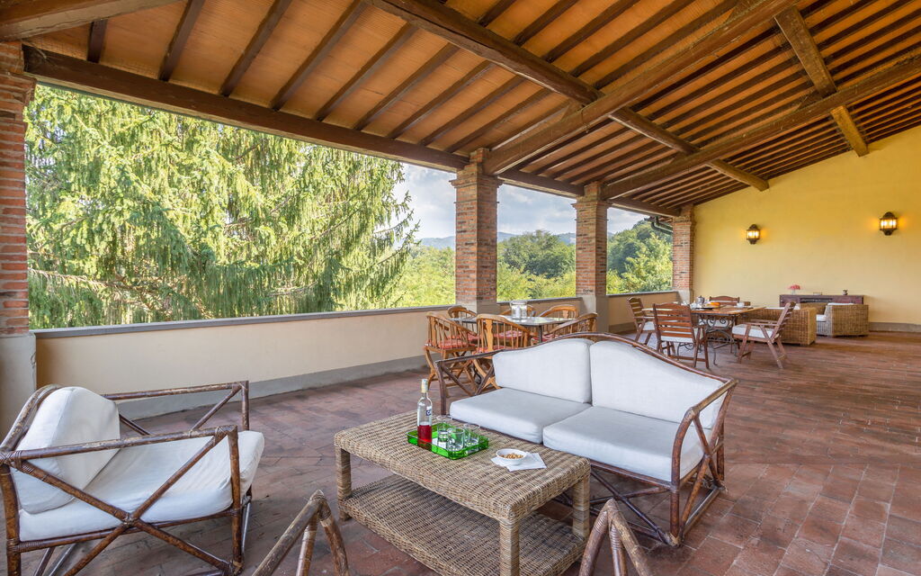 Villa Maltempo: Balcony / Terrace / Patio