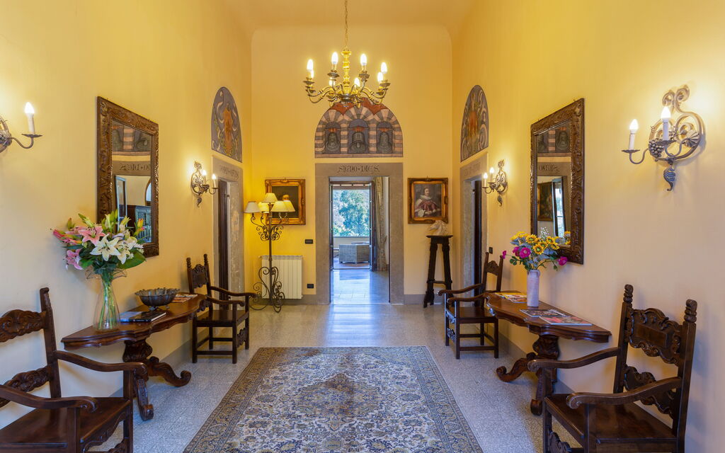 Villa Maltempo: Main Entrance