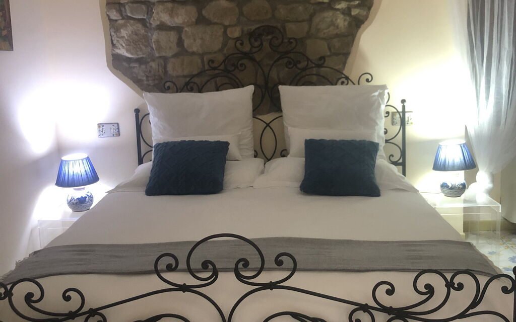 San Noto House With Pool Ac Wifi: Autunno, Camera da letto, Estate, Primavera