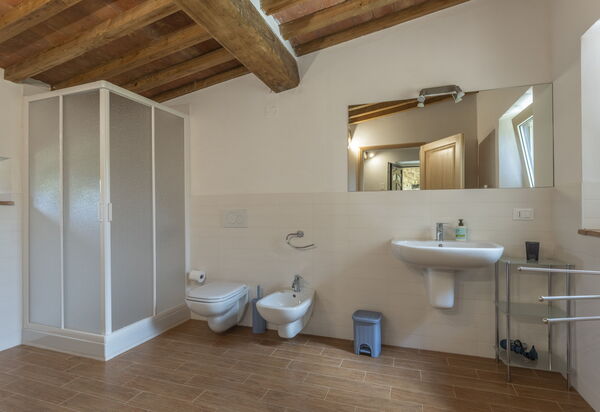 Le Casaline Di Sopra, Massa Marittima: Autunno, Bagno, Estate, Primavera