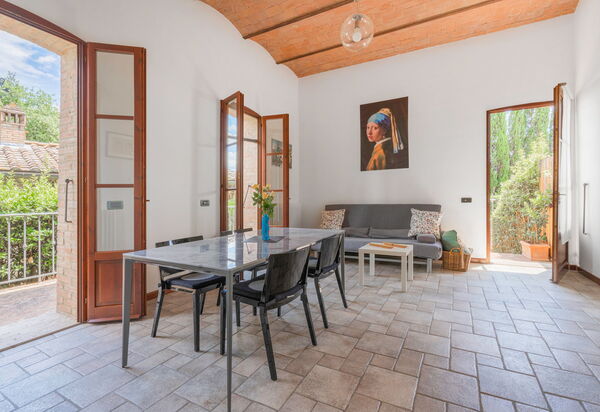 Torri 15 Holiday Home: Autumn, Living Room, Spring, Summer