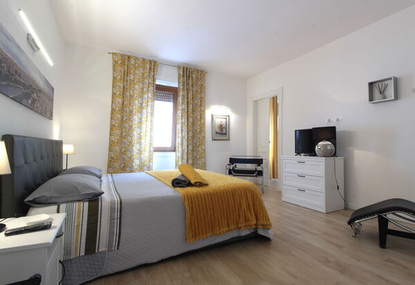 Comfort Apartment, Welness, Terrace: Autumn, Bedroom, Spring, Summer