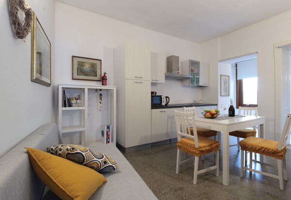 Comfort Apartment, Welness, Terrace: Autumn, Dining Room, Spring, Summer