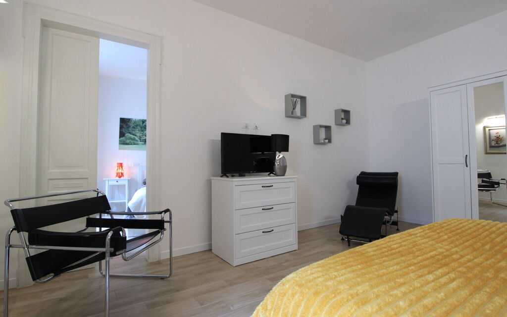 Comfort Apartment, Welness, Terrace: Autumn, Bedroom, Spring, Summer