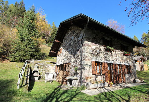 Baita a Pieve Tesino Mountain And Lake: Autumn, Garden, Spring, Summer