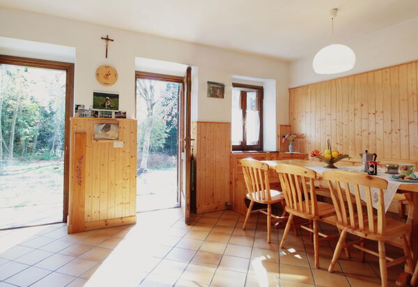 Baita a Pieve Tesino Mountain And Lake: Autumn, Kitchen, Spring, Summer