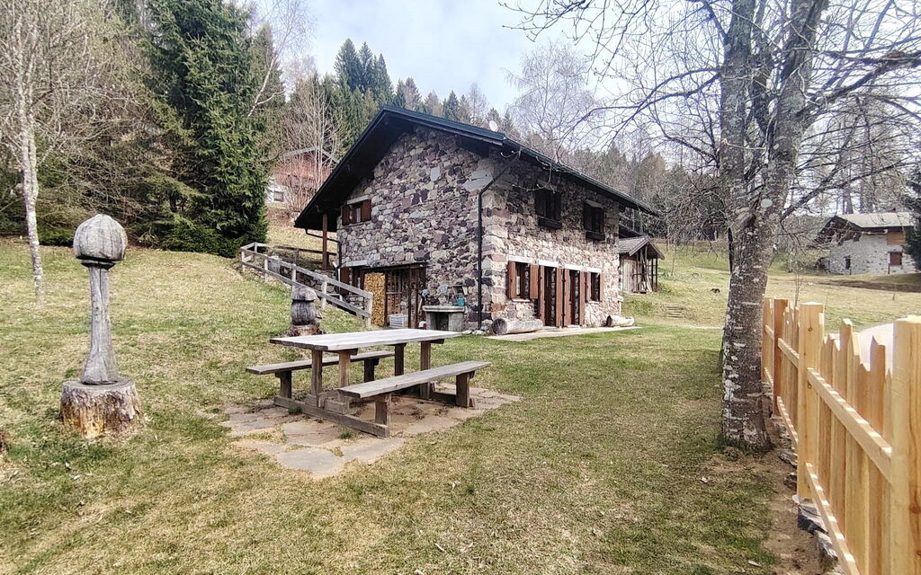 Baita a Pieve Tesino Mountain And Lake: Autumn, Garden, Spring, Summer
