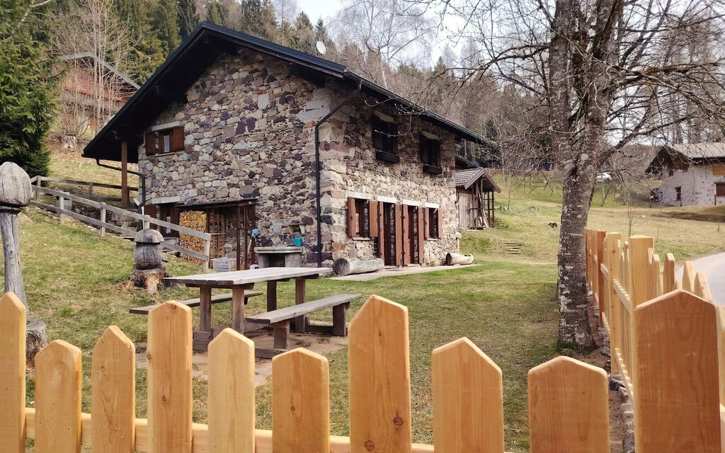 Baita a Pieve Tesino Mountain And Lake: Autumn, Garden, Spring, Summer