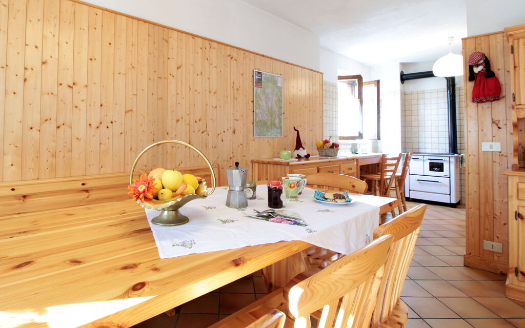 Baita a Pieve Tesino Mountain And Lake: Autumn, Kitchen, Spring, Summer