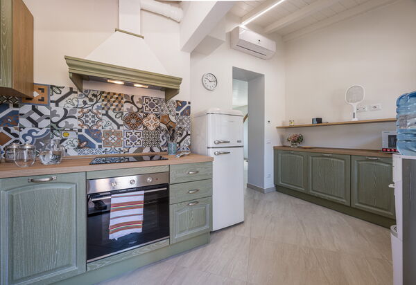 Villacolle 1, Poggio a Caiano, Hot Tub, Wifi, Ac: Autumn, Kitchen, Spring, Summer