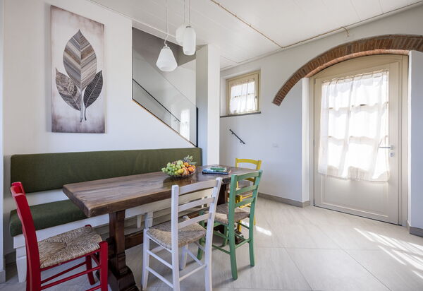 Villacolle 1, Poggio a Caiano, Hot Tub, Wifi, Ac: Autumn, Living Room, Spring, Summer