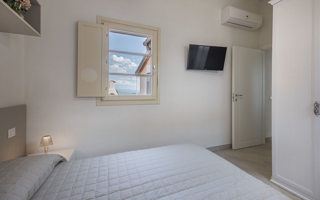 Villacolle 1, Poggio a Caiano, Hot Tub, Wifi, Ac: Autumn, Bedroom, Spring, Summer