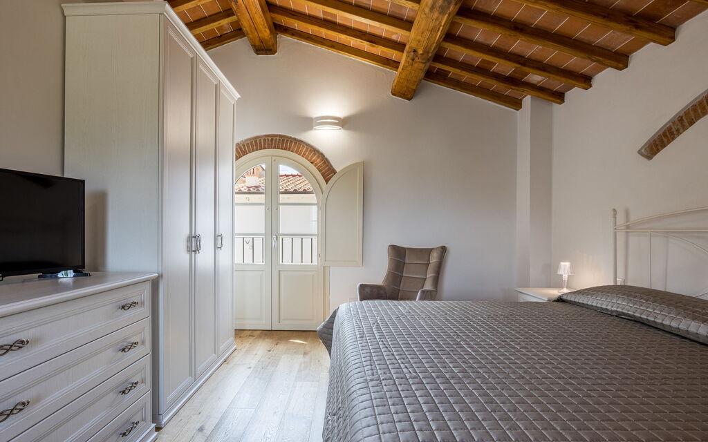 Villacolle 1, Poggio a Caiano, Hot Tub, Wifi, Ac: Autumn, Bedroom, Spring, Summer