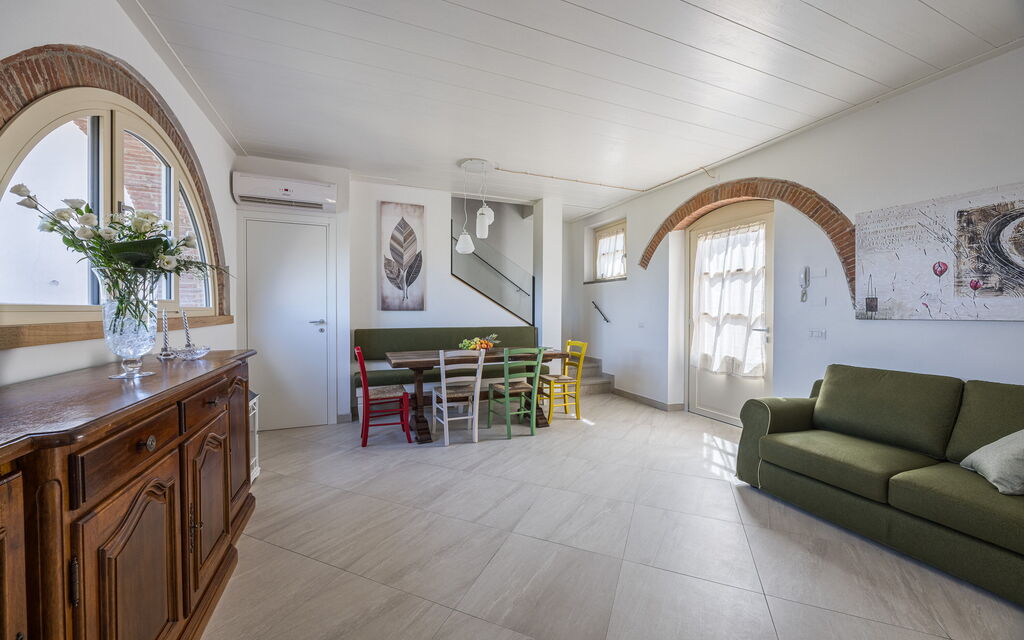 Villacolle 1, Poggio a Caiano, Hot Tub, Wifi, Ac: Autumn, Living Room, Spring, Summer