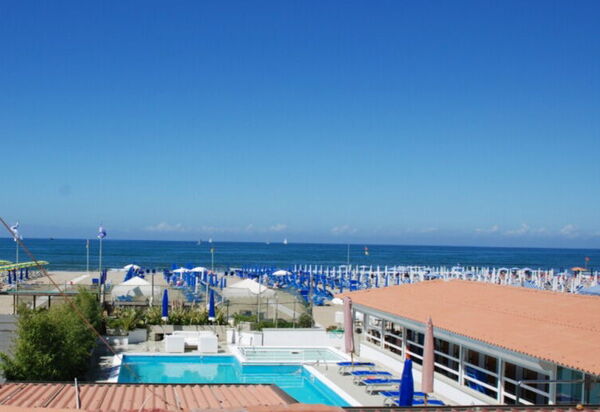 Boheme With Beach & Breakfast Included: Activities, Autumn, Spring, Summer, Winter