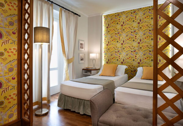 Boheme With Beach & Breakfast Included: Autumn, Bedroom, Spring, Summer, Winter