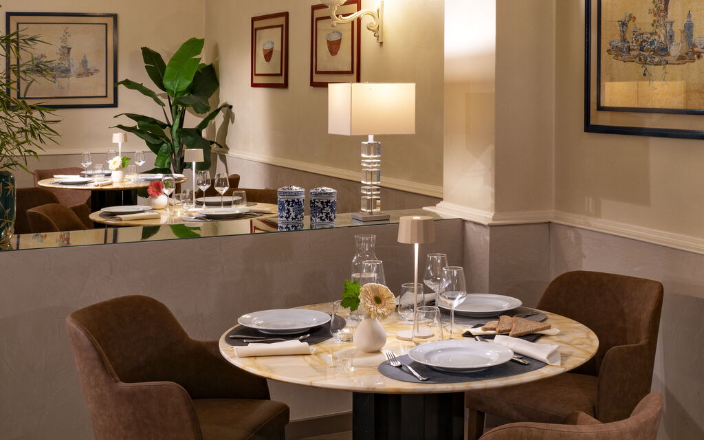 Boheme With Beach & Breakfast Included: Autumn, Common Room, Spring, Summer, Winter