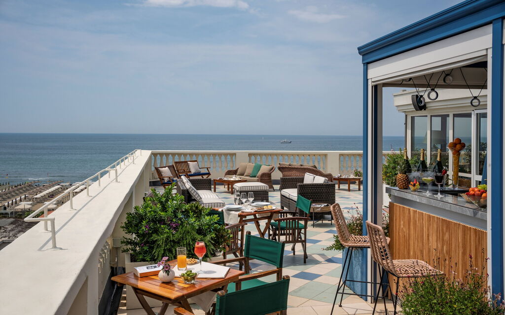Tosca With Beach & Breakfast Included: Autunno, Estate, Inverno, Primavera, Stanza Comune